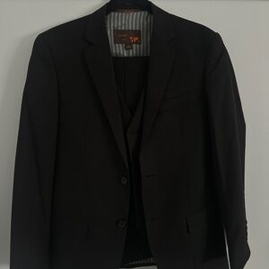 Tesori Black Suit